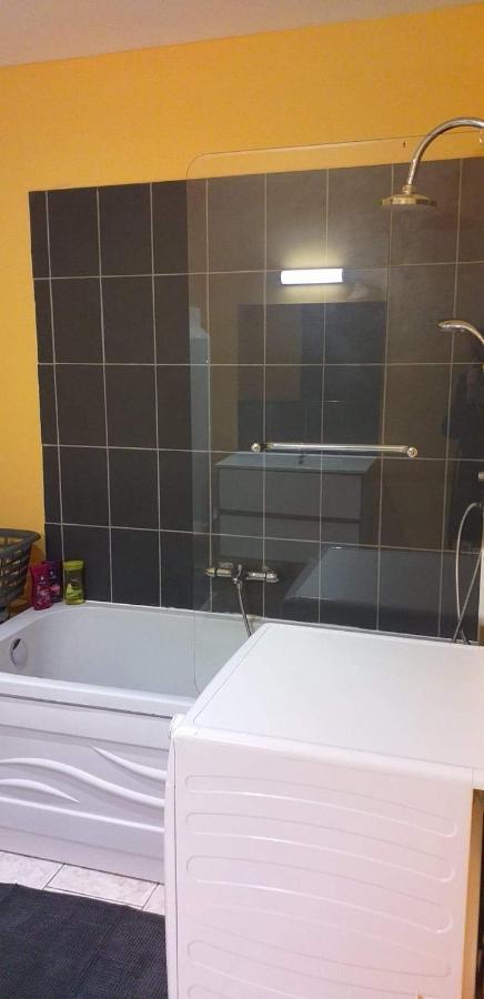 La Riviera Apartment La Fere Luaran gambar